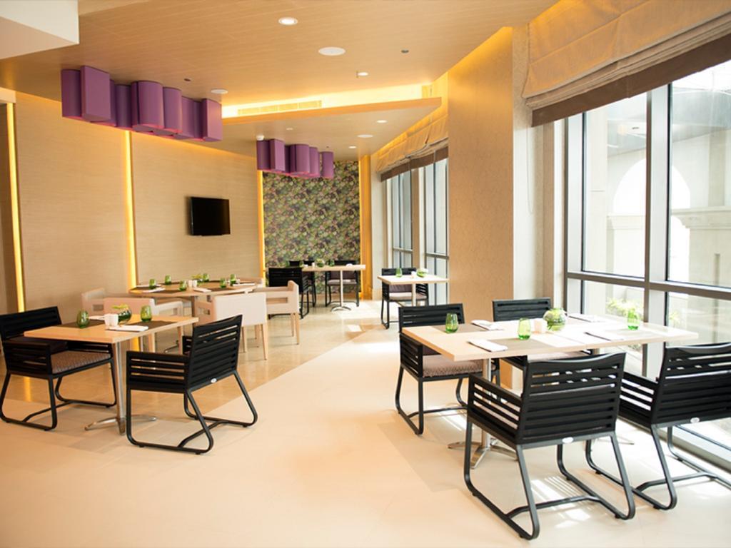 Hyatt Regency Creek Heights Hotel